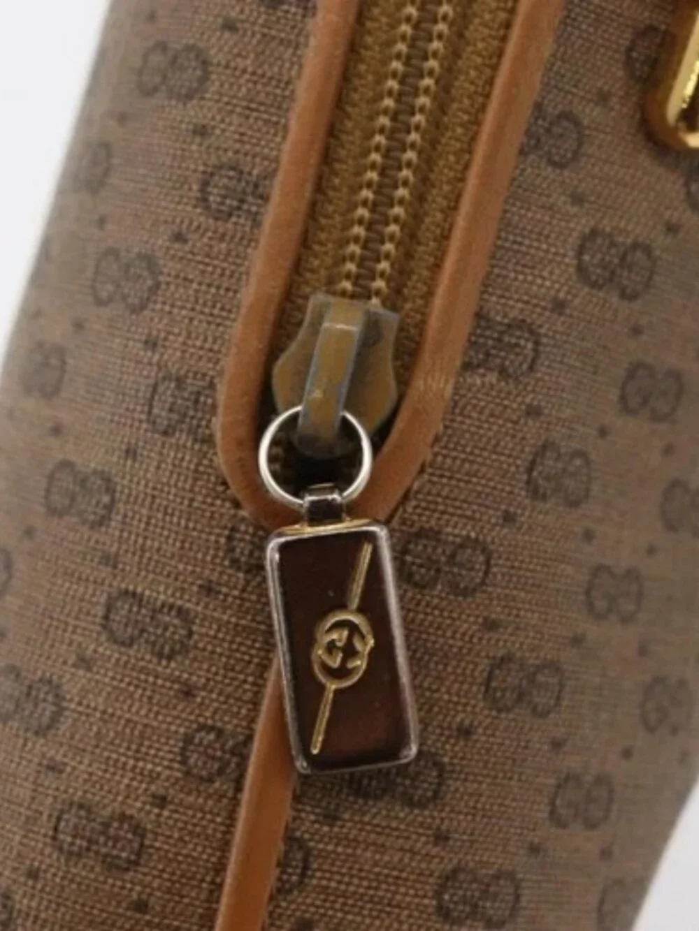 GUCCI Micro GG Supreme Shoulder Bag PVC Beige Gold 007 104 4916 Auth SW2142